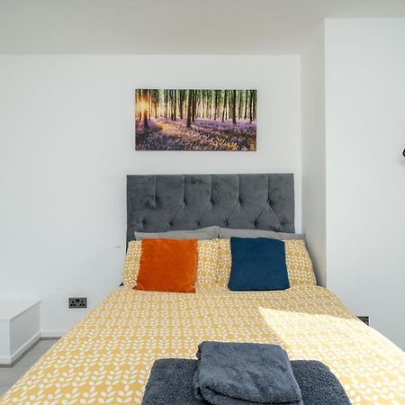 Private Room In London Enfield With Parking מראה חיצוני תמונה