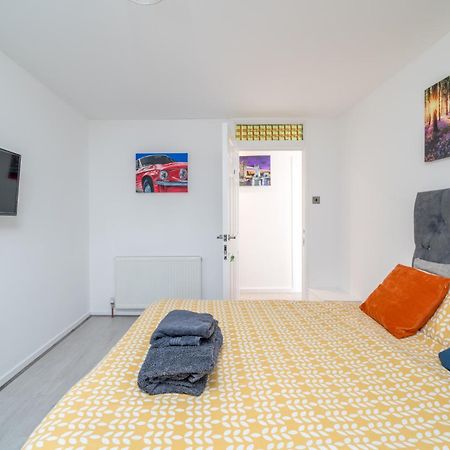 Private Room In London Enfield With Parking מראה חיצוני תמונה