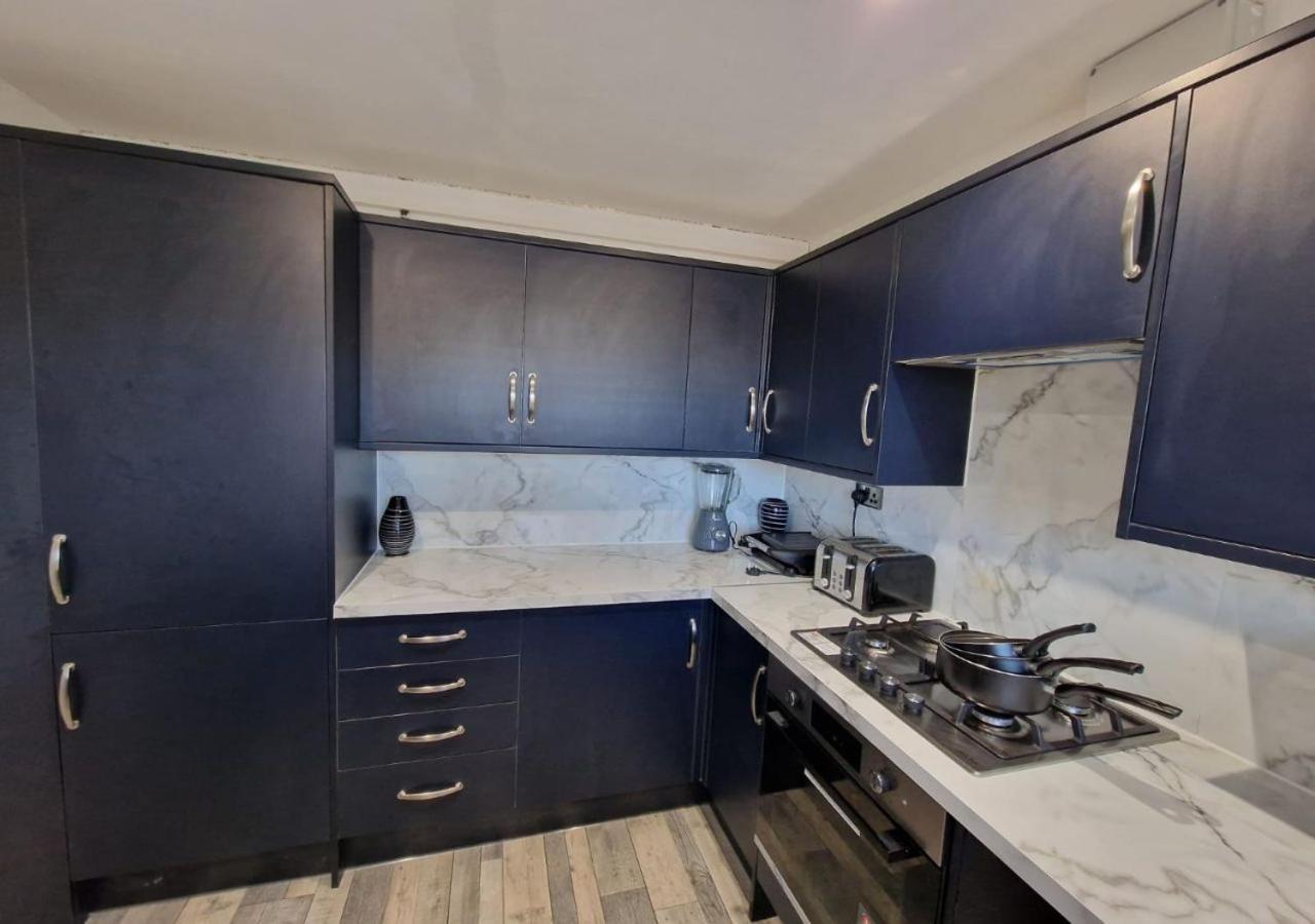Private Room In London Enfield With Parking מראה חיצוני תמונה